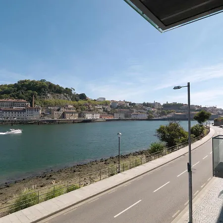 Flh Luxury Porto River View * Вила-Нова-ди-Гая